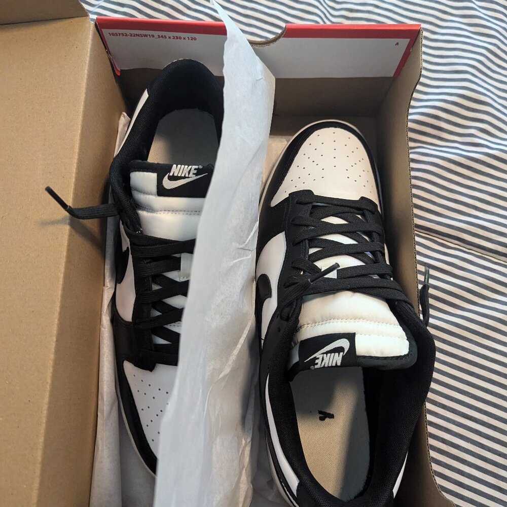 Nike Low Retro Dunk's "Panda's"